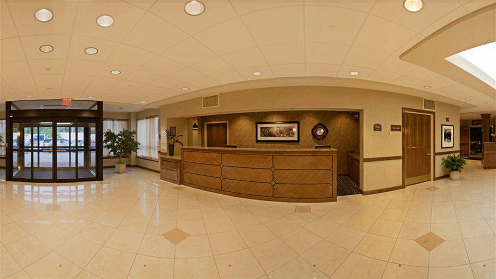Holiday Inn Express Boston Brockton By Ihg Exterior foto