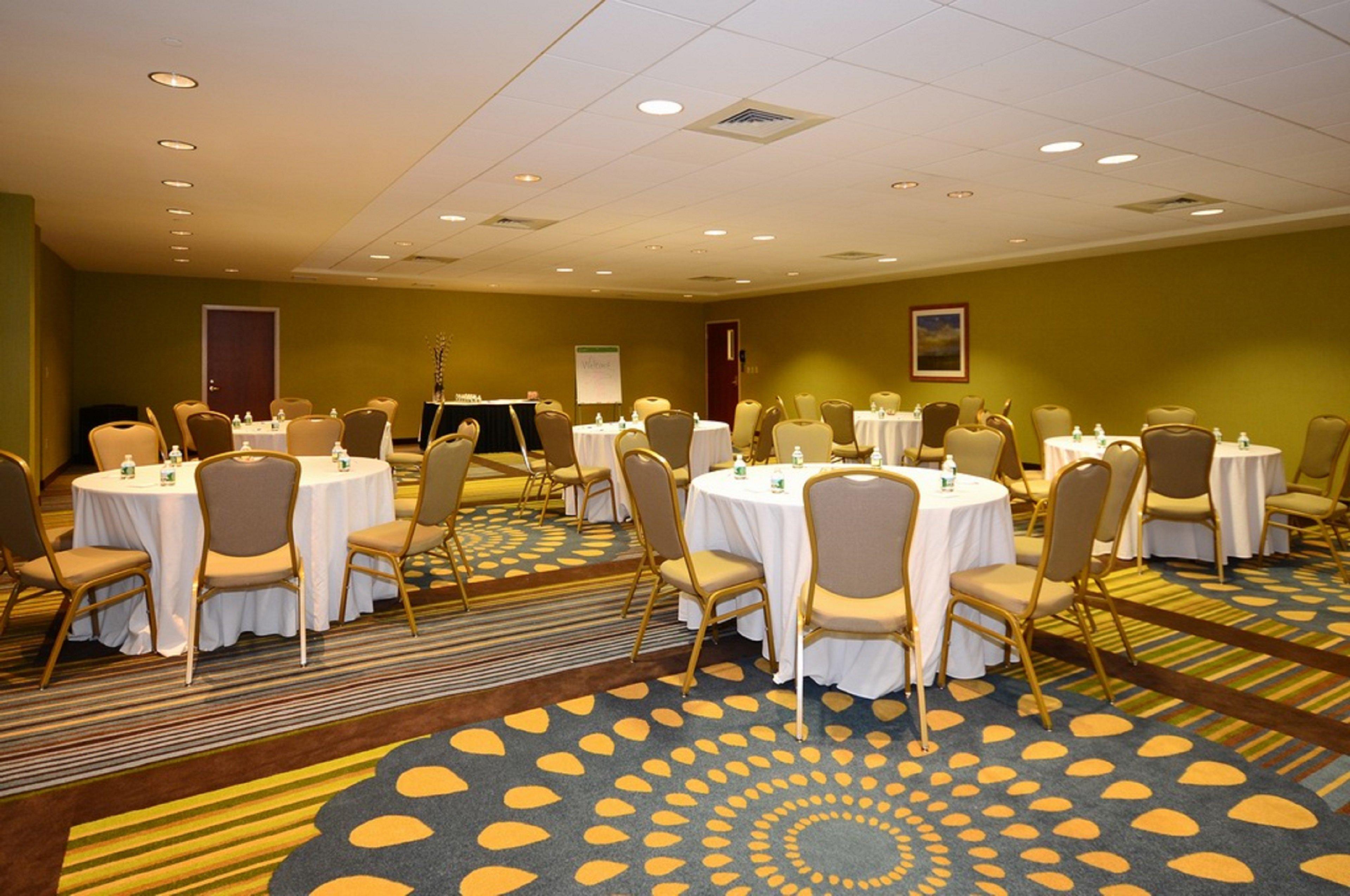 Holiday Inn Express Boston Brockton By Ihg Exterior foto